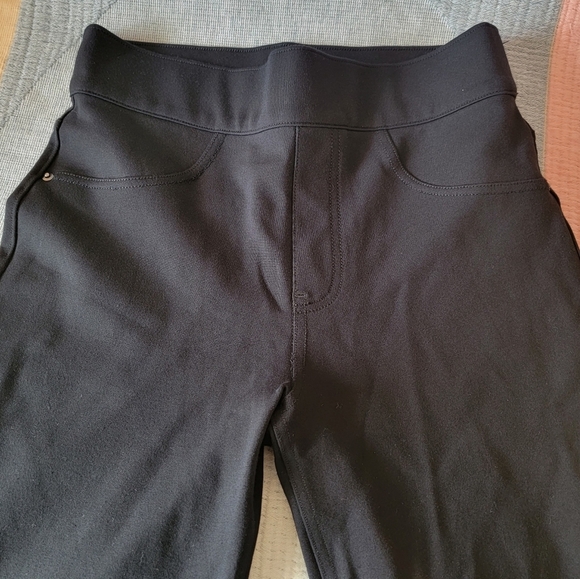 SPANX Active Cropped Stretch Ponte Leggings Size Small - Picture 7 of 8